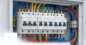Quadro de distribuição elétrica